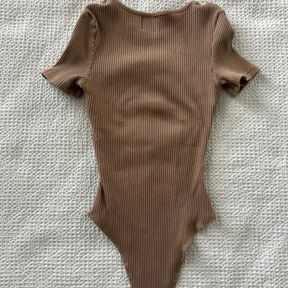 Princess Polly Ribbed Bodysuit - Picture 2 of 3